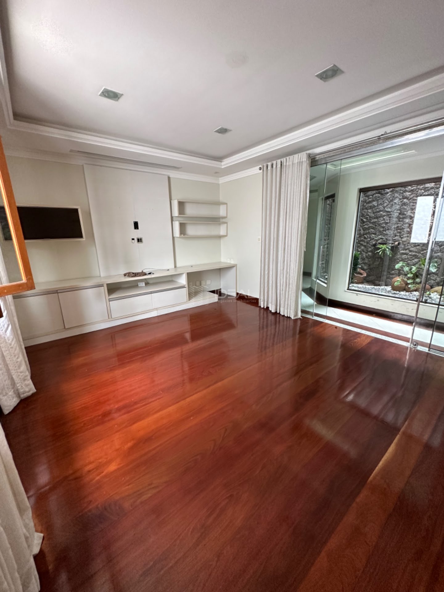 Casa à venda com 4 quartos, 4 suítes, 2 vagas e 460m² no Centro, Campos dos Goytacazes (RJ) — foto 17 de 27