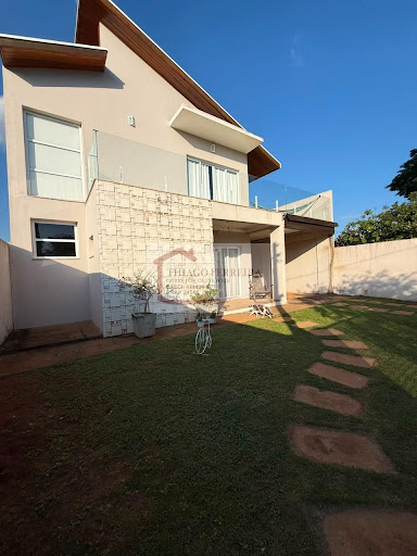 Casa em Jardim Bonanza  -  Santa Rita do Passa Quatro