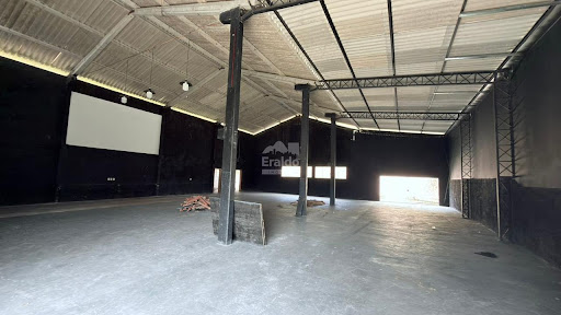 Barracão Comercial em Sertaozinho - Matinhos, PR