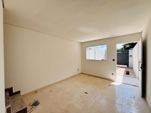 Sobrado em Vila Nova Campo Grande  -  Campo Grande
