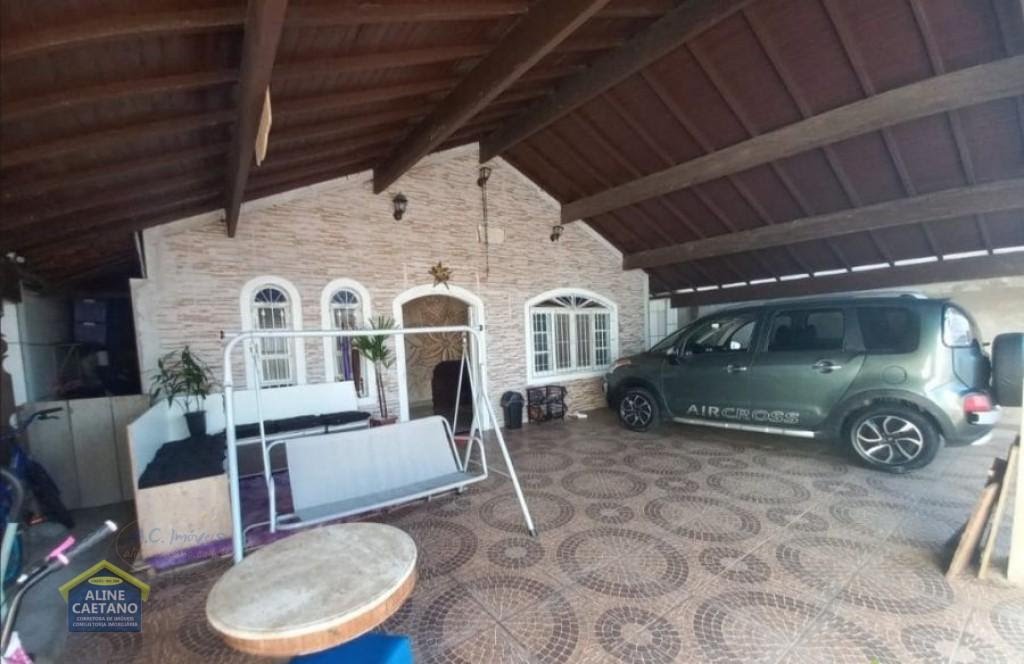 Casa à venda com 3 quartos, 2 banheiros, 6 vagas e 124m² no Nova Mirim, Praia Grande — foto principal
