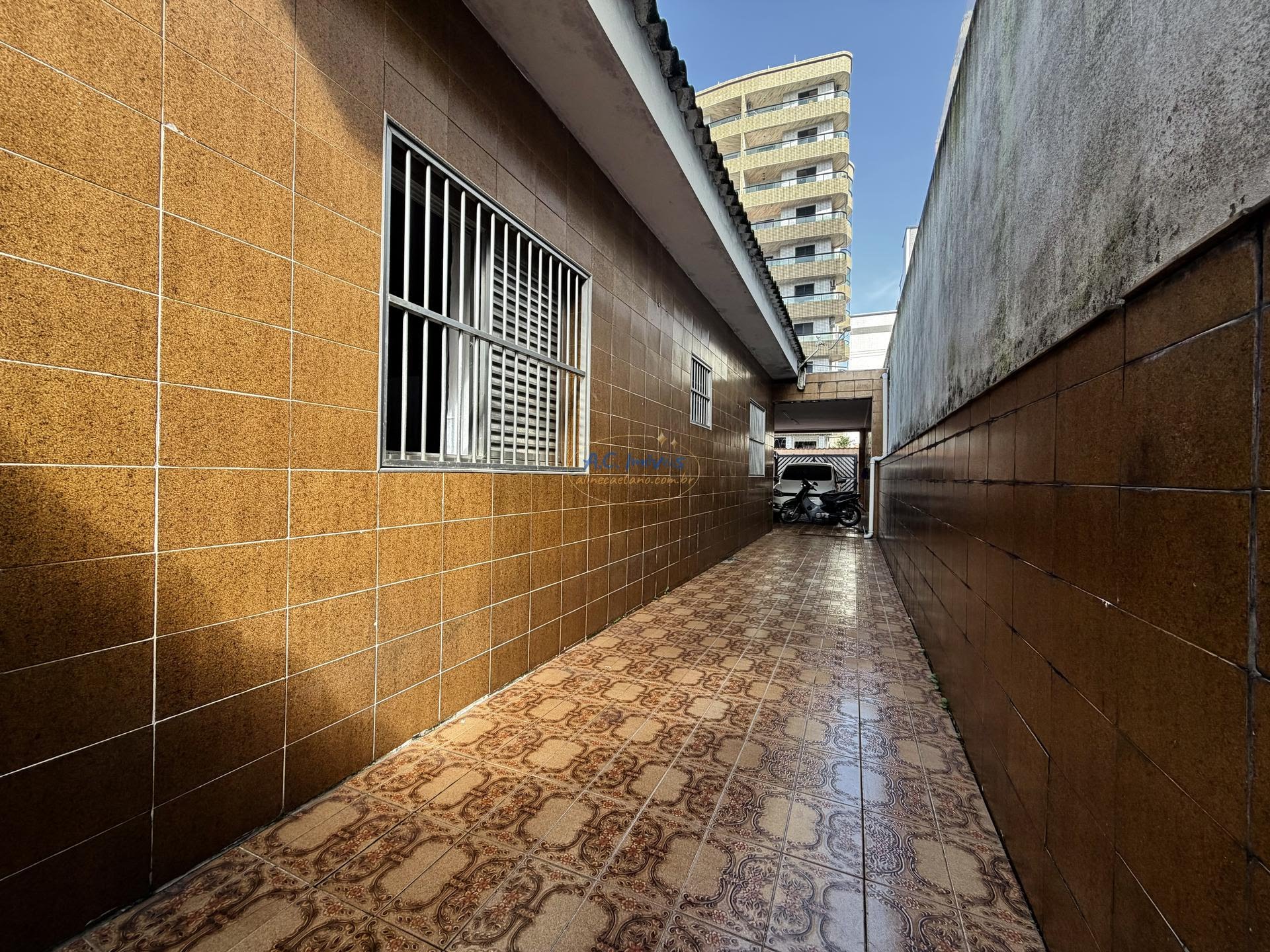 Casa à venda com 3 quartos, 1 suíte, 6 vagas e 153m² no Vila Assuncao, Praia Grande (SP) — foto 15 de 23
