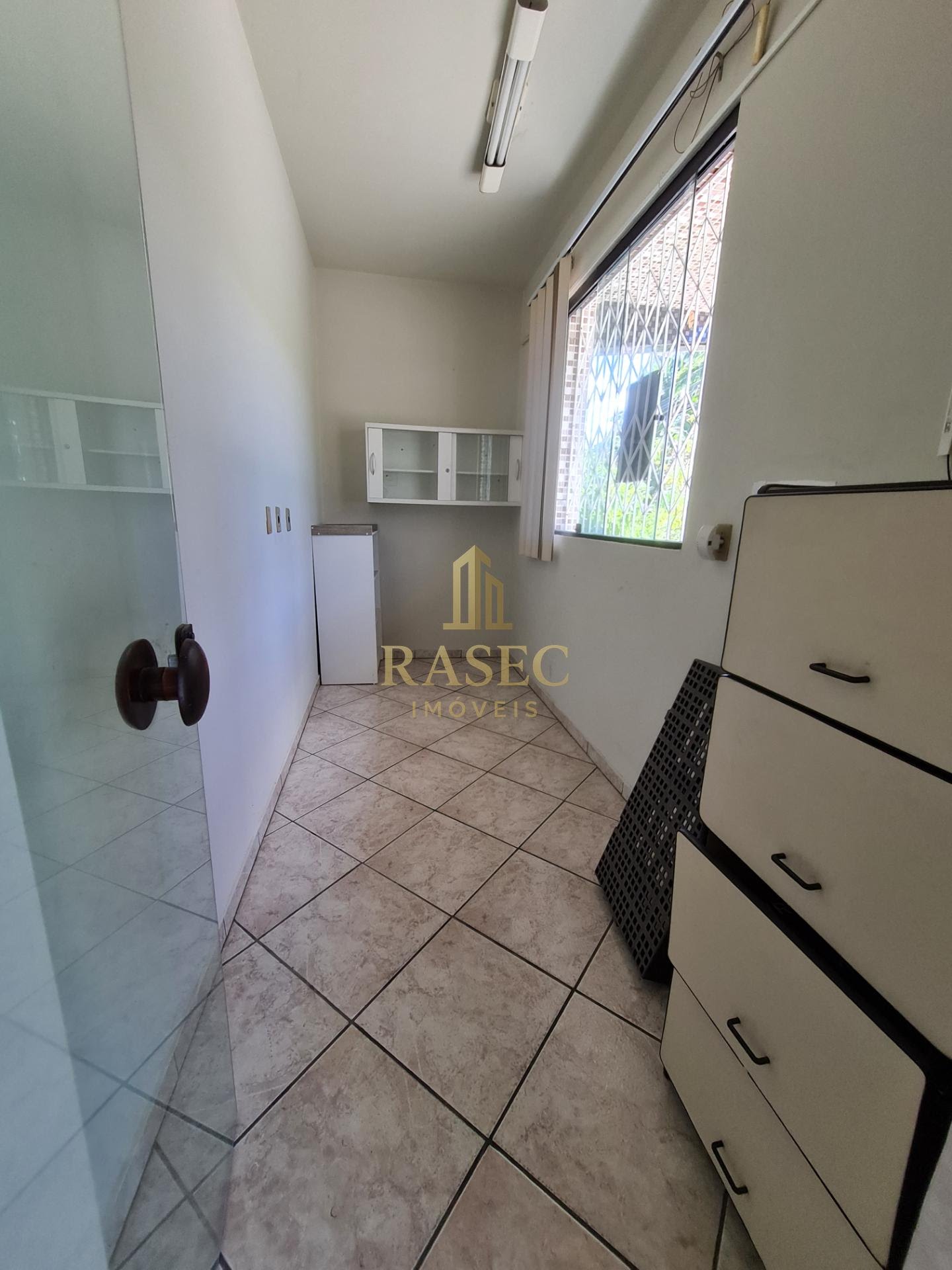 Comercial para alugar com 100m² no Paquetá, Brusque (SC) — foto 4 de 4