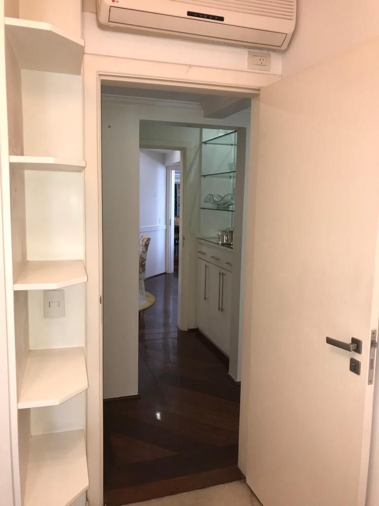 Apartamento, 3 quartos, 160 m² - Foto 11