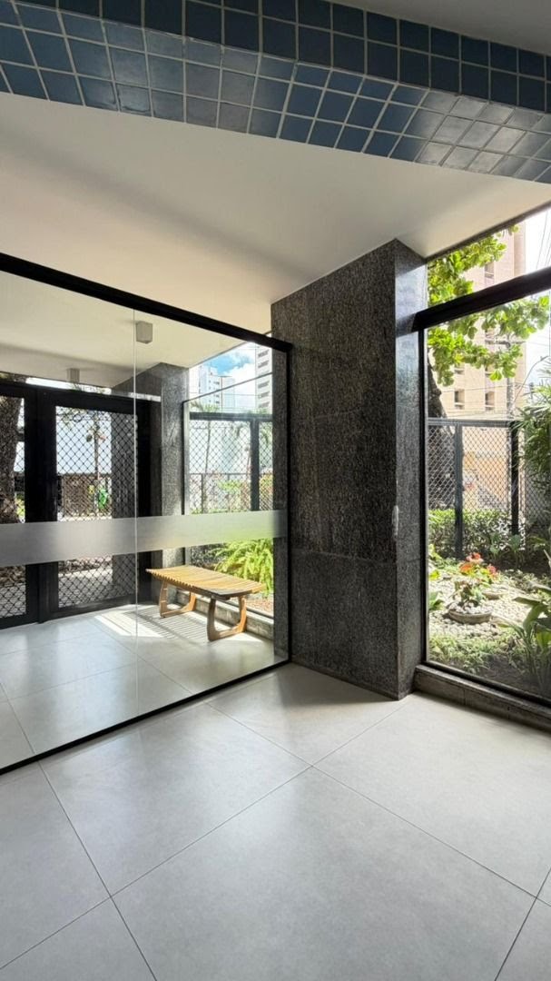 Apartamento à venda com 3 quartos, 1 suíte, 2 vagas e 97m² no Casa Forte, Recife (PE) — foto 5 de 30