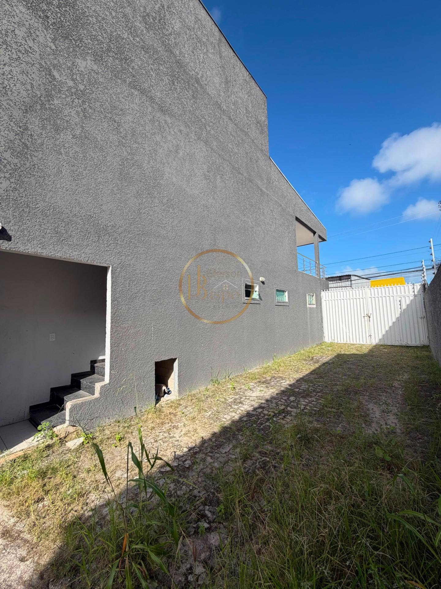Casa à venda com 6 quartos, 2 suítes, 10 vagas e 200m² no Tabapiri, Porto Seguro (BA) — foto 3 de 8