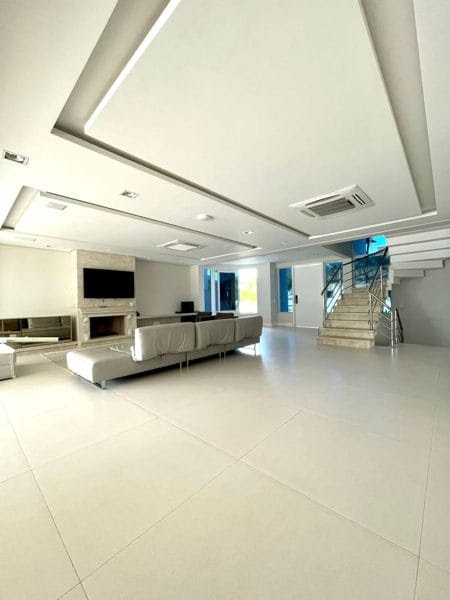 Casa à venda com 5 quartos, 5 suítes, 5 vagas e 940m² no Jurerê Internacional, Florianópolis (SC) — foto 12 de 29