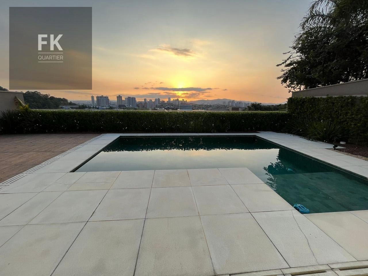 Casa à venda com 4 quartos, 4 suítes, 6 vagas e 575m² no Tamboré, Barueri (SP) — foto 24 de 25