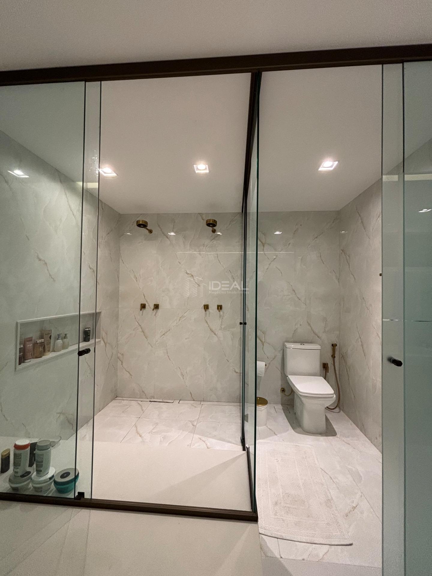 Apartamento à venda com 4 quartos, 4 suítes, 4 vagas e 450m² no Centro, Campos dos Goytacazes (RJ) — foto 18 de 30