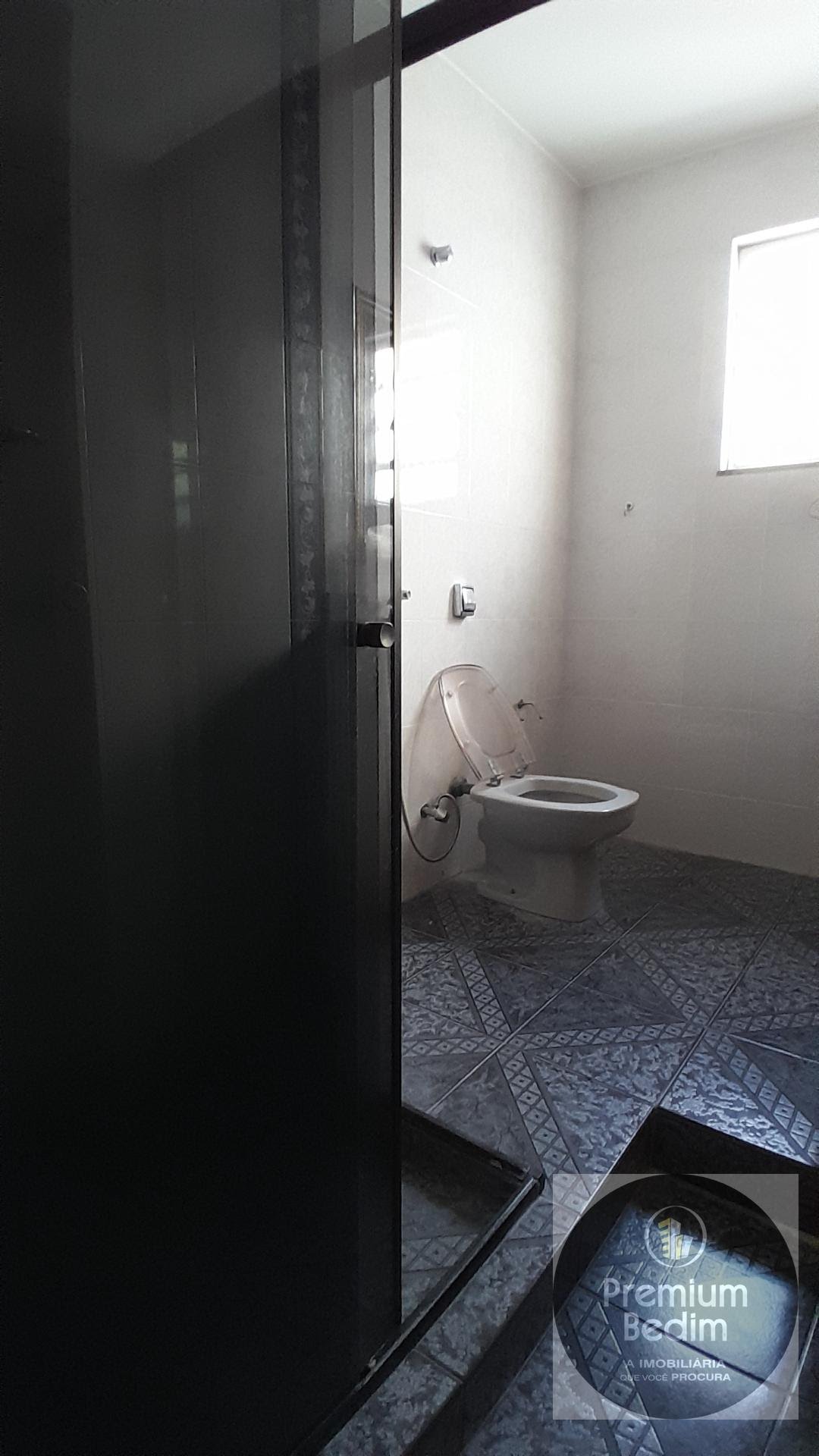 BANHEIRO SOCIAL