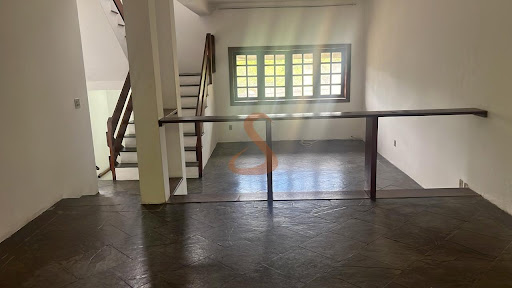 Casa à Venda em Jardim Sorirama - 230m², 3 Dormitórios