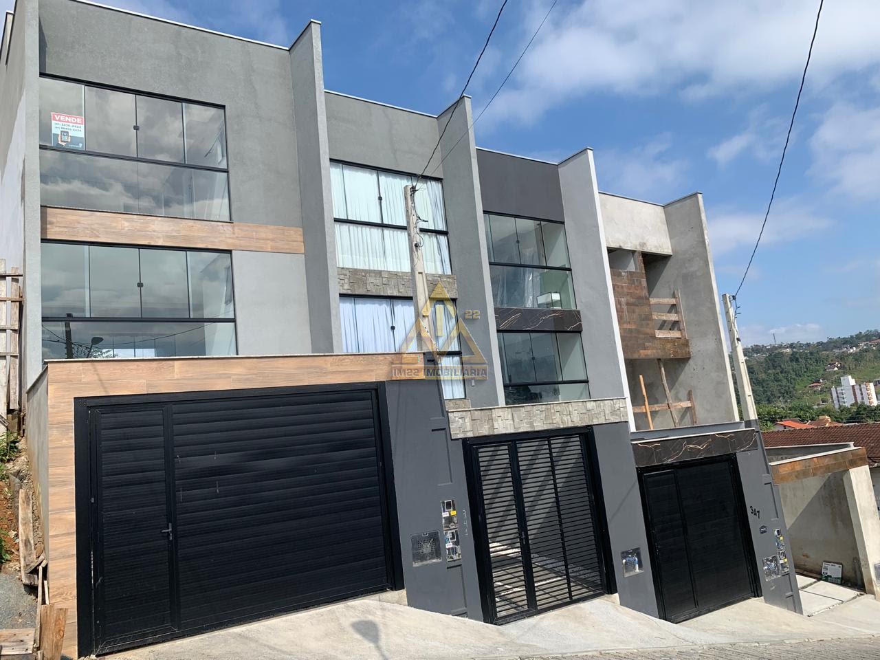 Casa à venda com 2 quartos, 2 banheiros, 2 vagas e 122m² no Escola Agrícola, Blumenau — foto principal