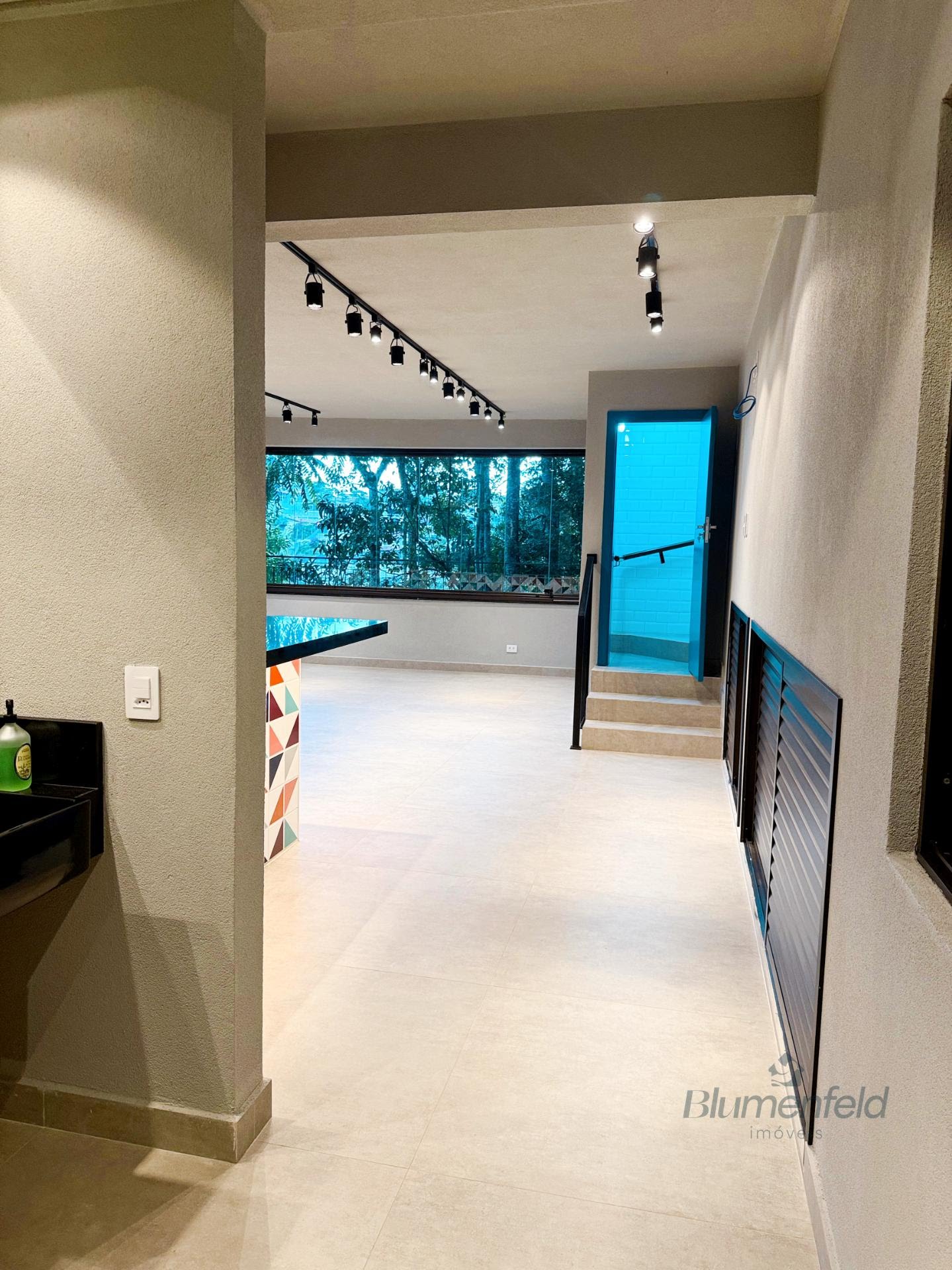 Casa à venda com 3 quartos, 4 suítes, 2 vagas e 400m² no Condomínio Country Club, Arujá (SP) — foto 15 de 30