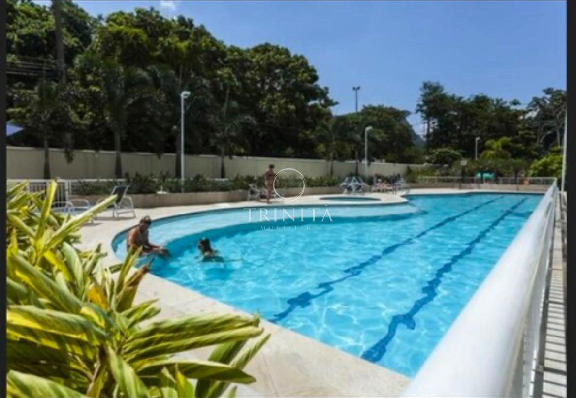 Rio Stay - piscina - Trinità Imobiliária