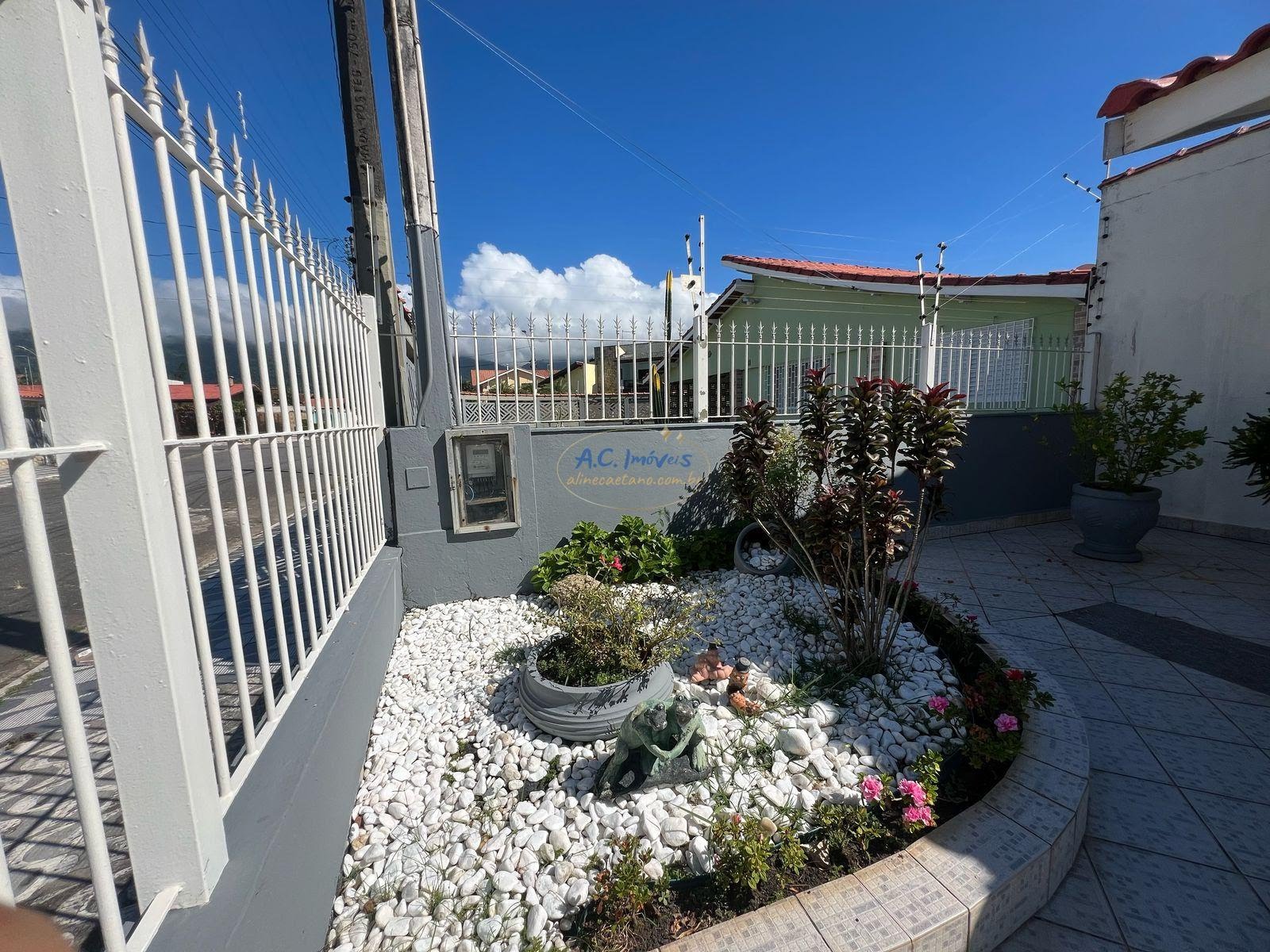 Casa à venda com 3 quartos, 2 suítes, 5 vagas e 151m² no Balneario Flórida, Praia Grande (SP) — foto 9 de 20