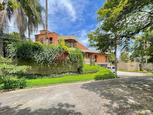 Casa em Nova Fazendinha  -  Carapicuíba Código 1028