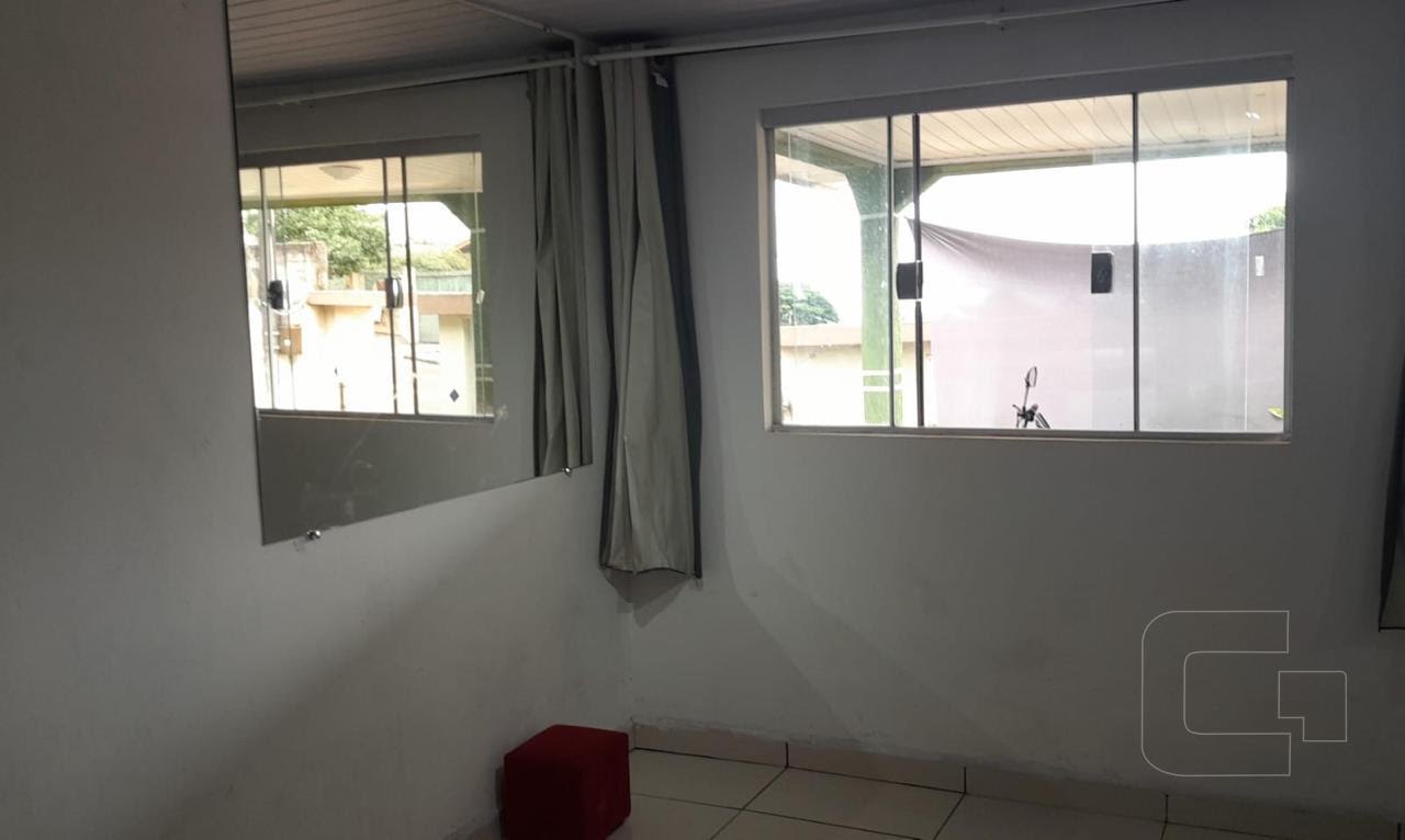 Casa à venda com 3 quartos, 1 banheiro, 2 vagas e 200m² no Centro, Califórnia (PR) — foto 10 de 19