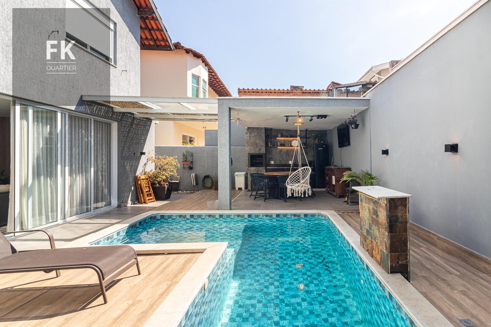 Casa à venda com 4 quartos, 4 suítes, 4 vagas e 319m² no Alphaville, Santana de Parnaíba (SP) — foto 16 de 29