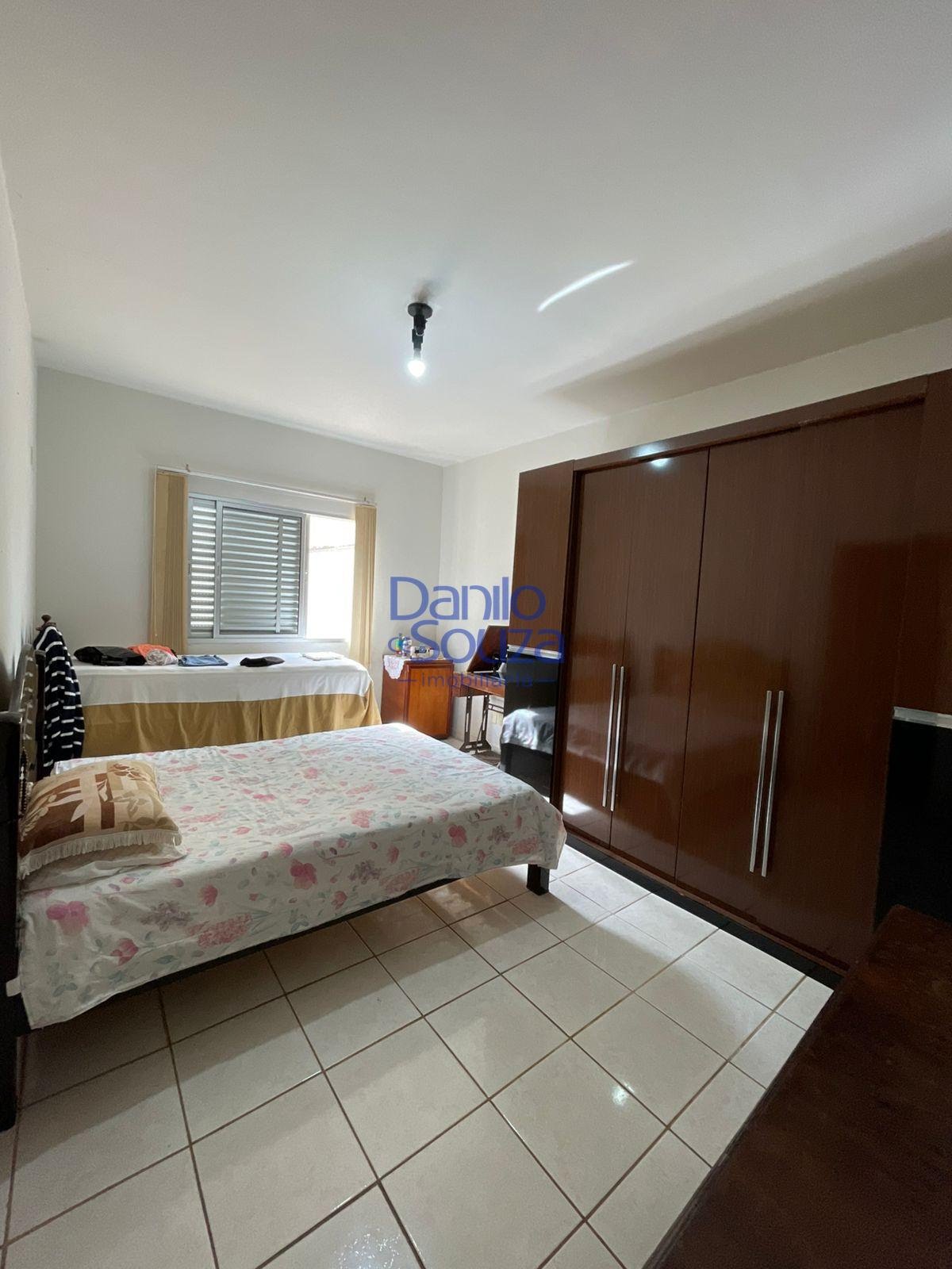Casa à venda com 4 quartos, 1 suíte, 4 vagas e 246m² no Veredas da Cidade, Araxá (MG) — foto 9 de 12
