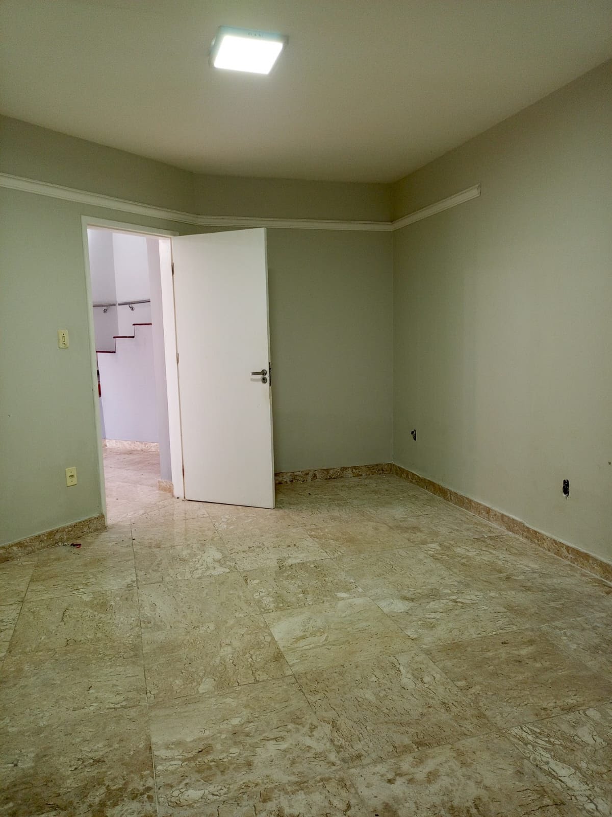 Comercial para alugar com 3 banheiros, 6 vagas e 380m² no Lagoa Salgada, Feira de Santana (BA) — foto 29 de 30