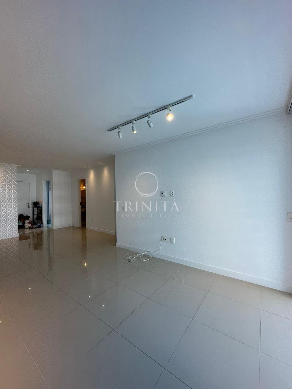 Sala  viure 3 quartos ilha pura Trinitá imobiliária