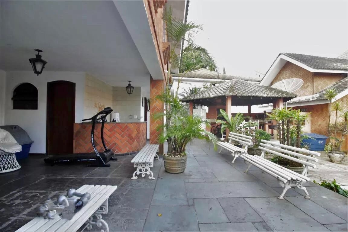 Casa à venda com 6 quartos, 4 suítes, 9 vagas e 600m² no Morumbi, São Paulo (SP) — foto 29 de 30