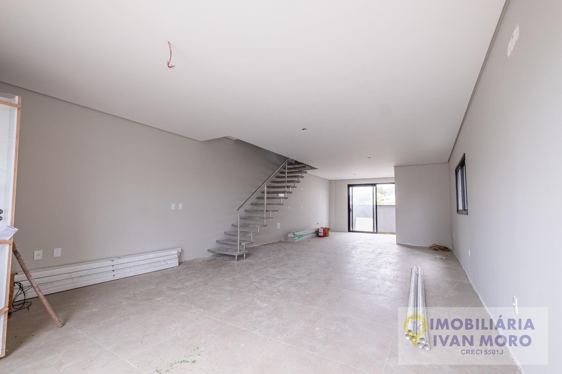 Casa à venda com 3 quartos, 3 suítes, 1 vaga e 201m² no Ingleses Norte, Florianópolis (SC) — foto 3 de 19