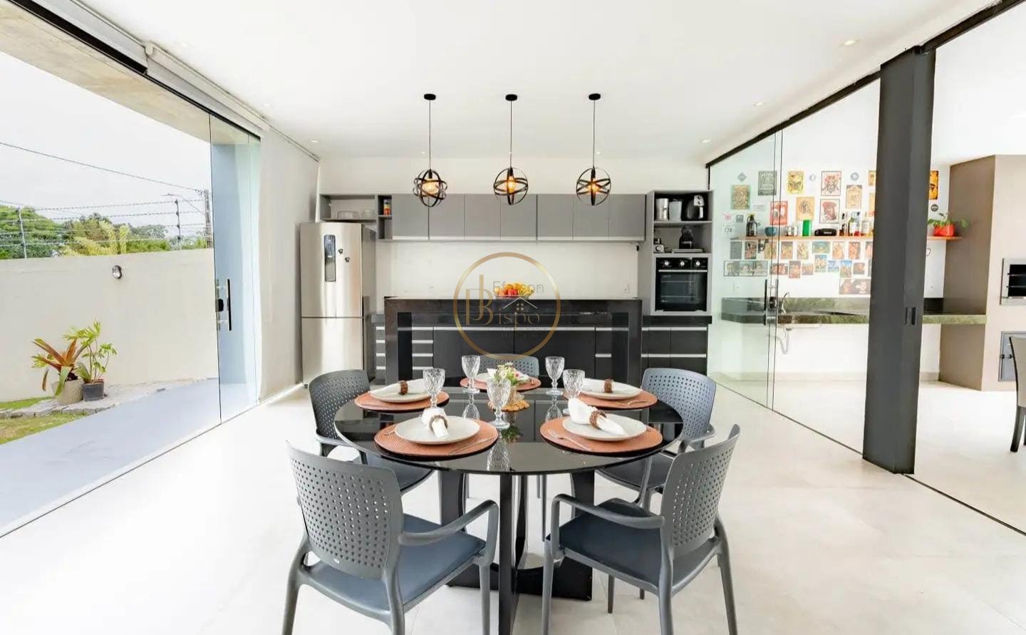 Casa à venda com 3 quartos, 3 suítes, 2 vagas e 200m² no Village 2, Porto Seguro (BA) — foto 2 de 19