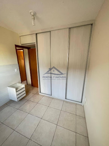 Vendo Apartamento no Bairro São Francisco de Assis  -  Sete Lagoas