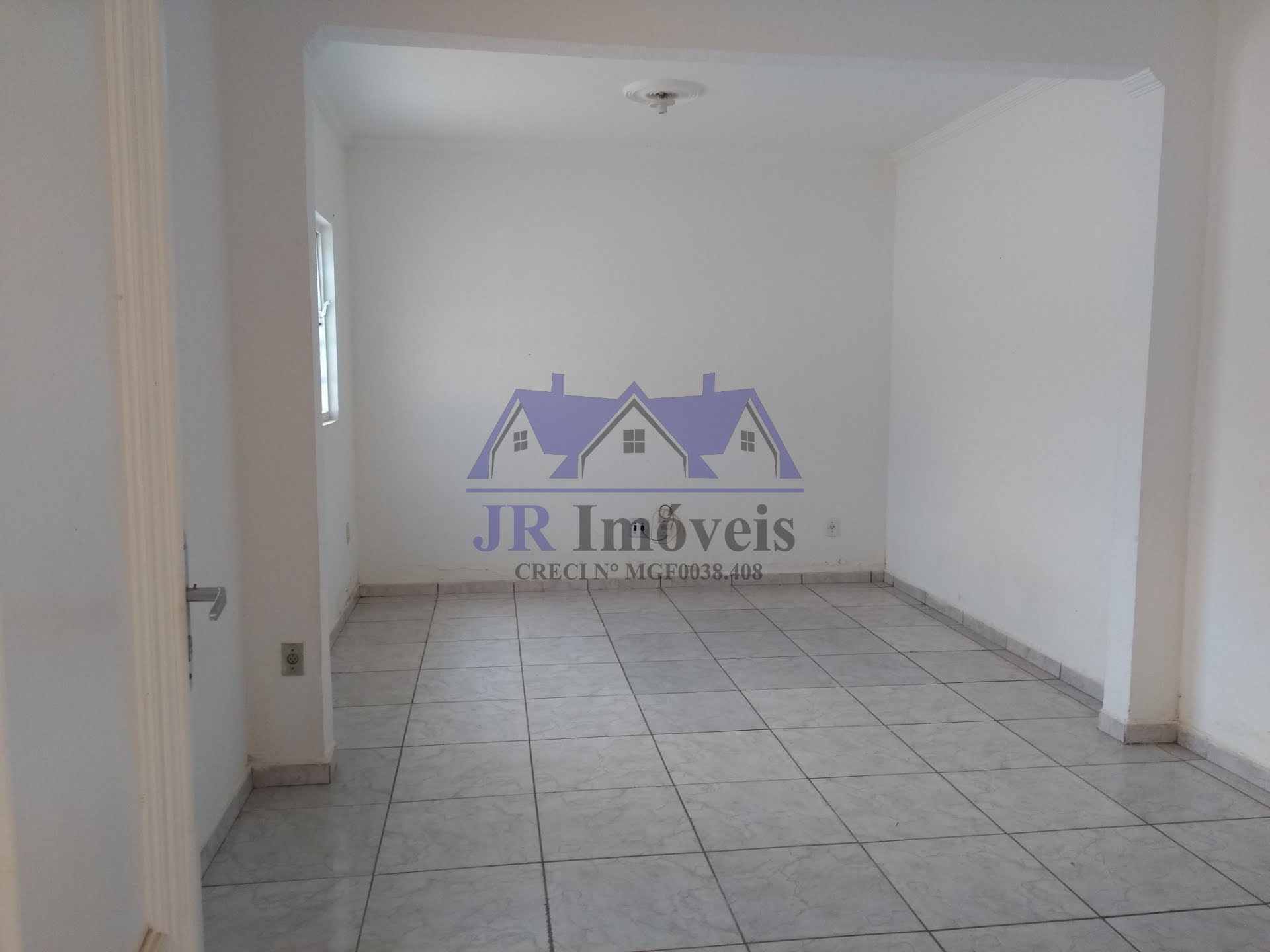 Casa à venda com 3 quartos, 2 banheiros, 2 vagas e 260m² no Jardim Beira Rio, Piranguinho (MG) — foto 2 de 25
