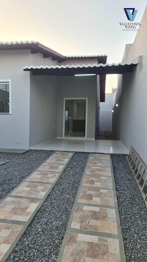 Casa à venda em Das Nações, Sobral | 2 quartos, suíte, 85m²