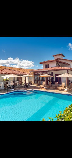 Casa Luxuosa em Village 2 - 6 Dormitórios à Venda em Porto Seguro