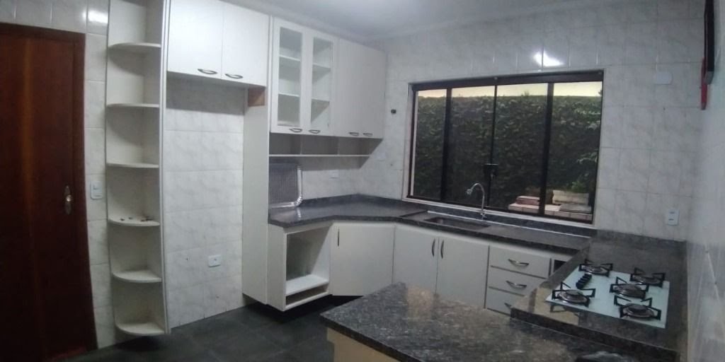 Casa à venda com 3 quartos, 1 suíte, 6 vagas e 183m² no Condomínio Country Club, Arujá (SP) — foto 6 de 20