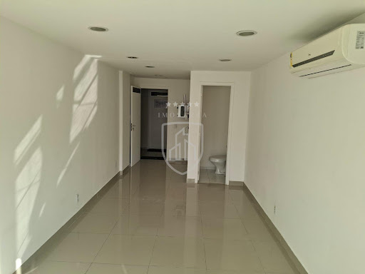 Sala em Freguesia (Jacarepaguá)  -  Rio de Janeiro