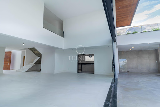 Sala - Quintas do Rio - Trinità