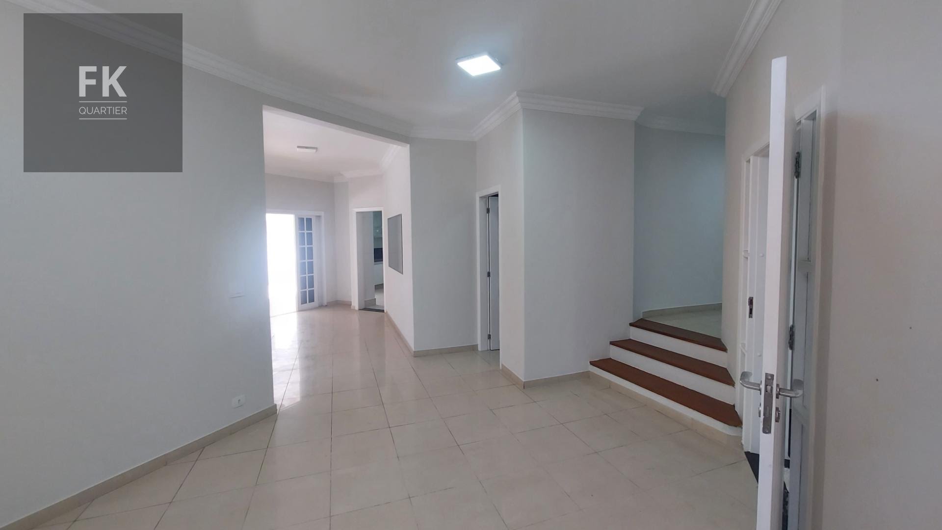 Casa à venda com 5 quartos, 4 suítes, 4 vagas e 250m² no Alphaville Residencial Dois, Barueri (SP) — foto 14 de 30