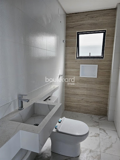 Casa de 3 Dormitórios | 1 Suíte | Vale Verde | Palhoça