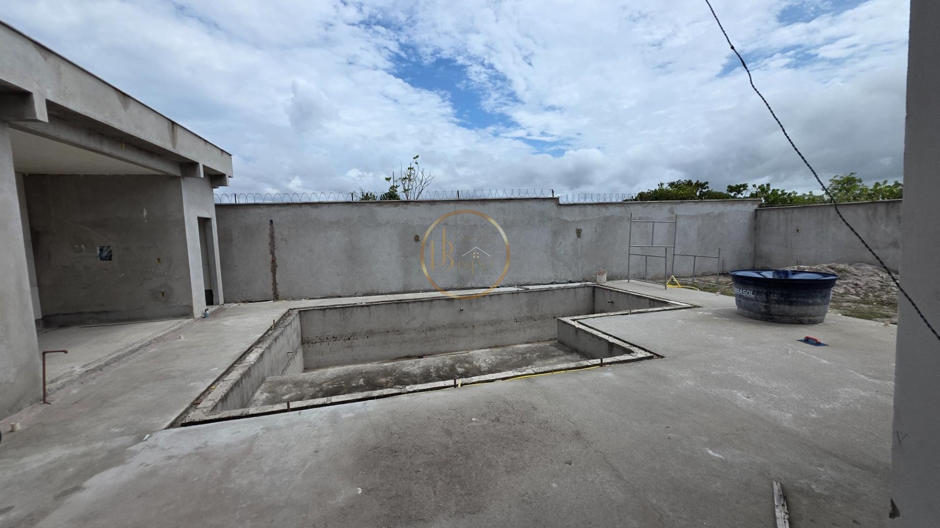Casa à venda com 4 quartos, 4 suítes, 2 vagas e 300m² no Outeiro São Francisco, Porto Seguro (BA) — foto 8 de 18