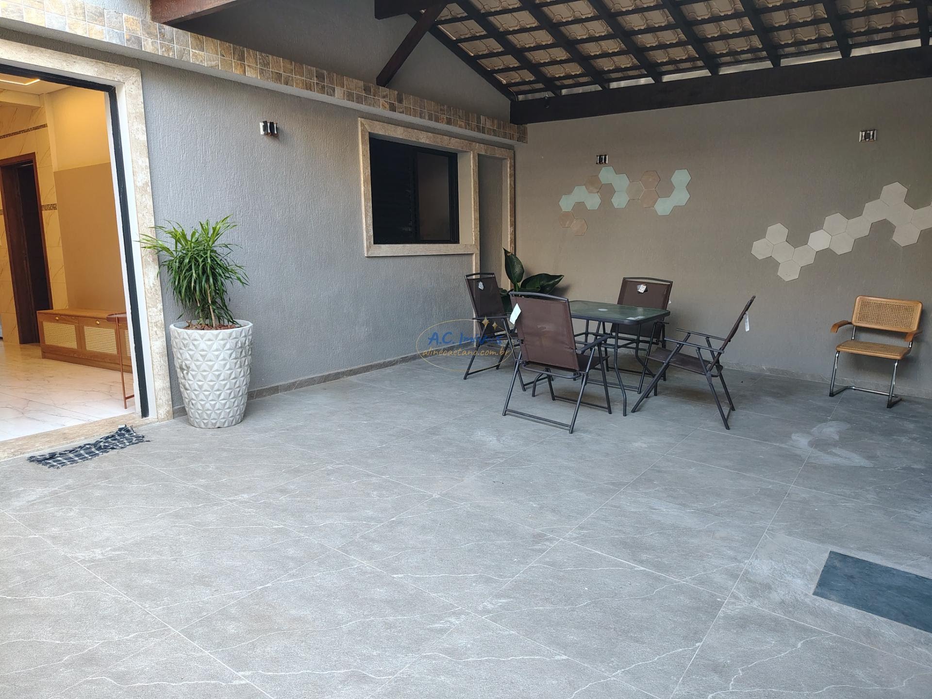 Casa à venda com 3 quartos, 2 suítes, 2 vagas e 157m² no Vila Caiçara, Praia Grande (SP) — foto 30 de 30