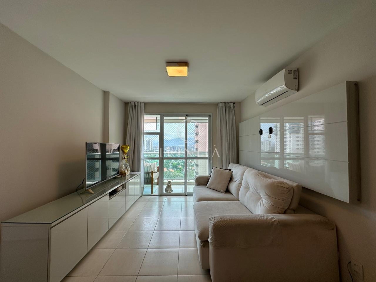 sala-trinitaimobiliaria-villaborghese