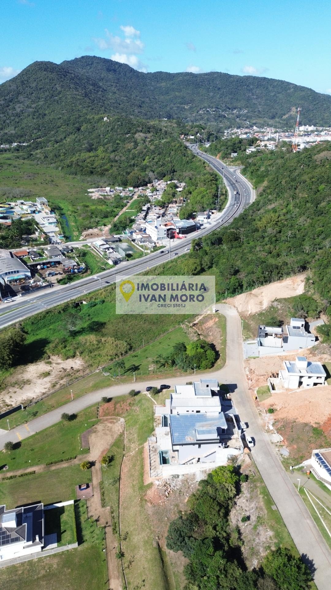 Casa à venda com 4 quartos, 4 suítes, 3 vagas e 551m² no Ingleses Norte, Florianópolis (SC) — foto 3 de 30