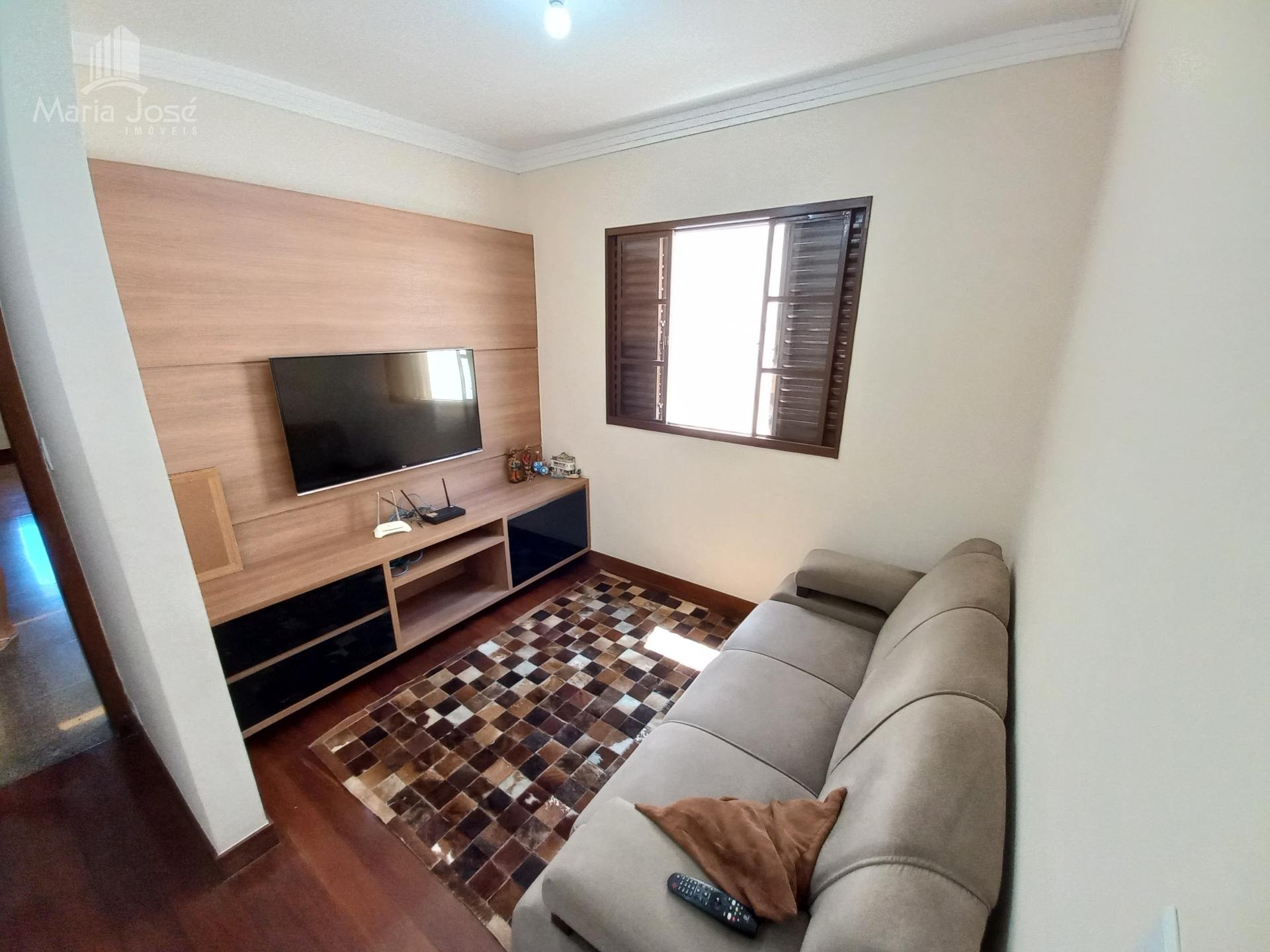 Casa à venda com 4 quartos, 2 suítes, 4 vagas e 360m² no Jardim Arizona, Sete Lagoas (MG) — foto 16 de 30