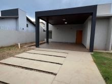 Casa em Jardim das Cerejeiras  -  Campo Grande
