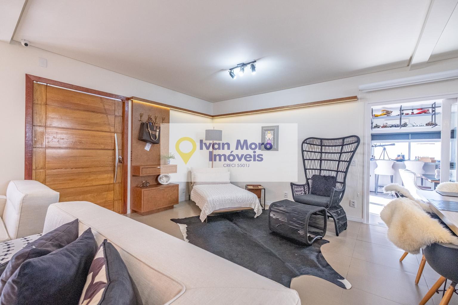 Casa à venda com 3 quartos, 2 suítes, 2 vagas e 228m² no Ingleses do Rio Vermelho, Florianópolis (SC) — foto 7 de 30