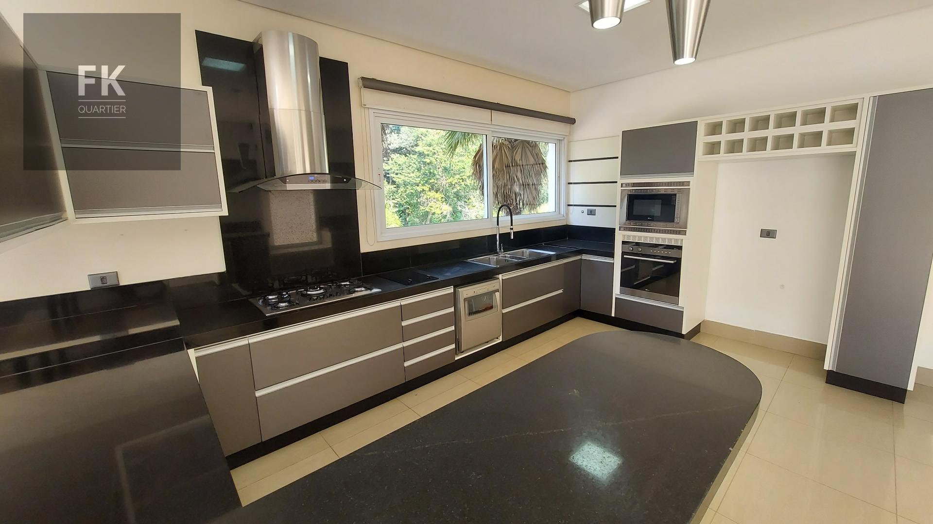 Casa à venda com 5 quartos, 5 suítes, 4 vagas e 985m² no Alphaville, Barueri (SP) — foto 13 de 30
