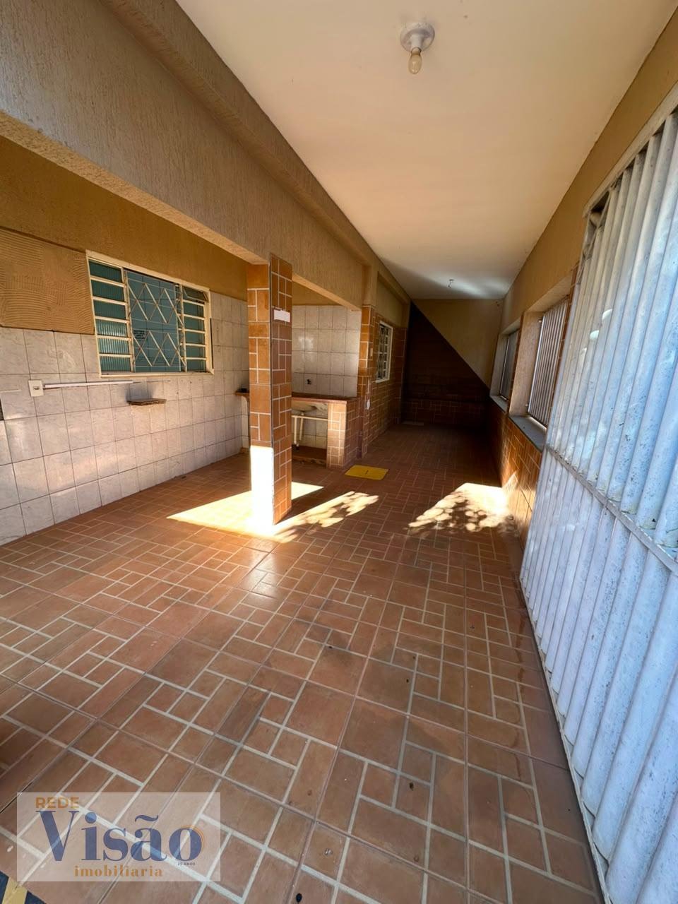 Casa para alugar com 2 suítes e 3 vagas no Jardim Serrano, Paracatu (MG) — foto 12 de 14