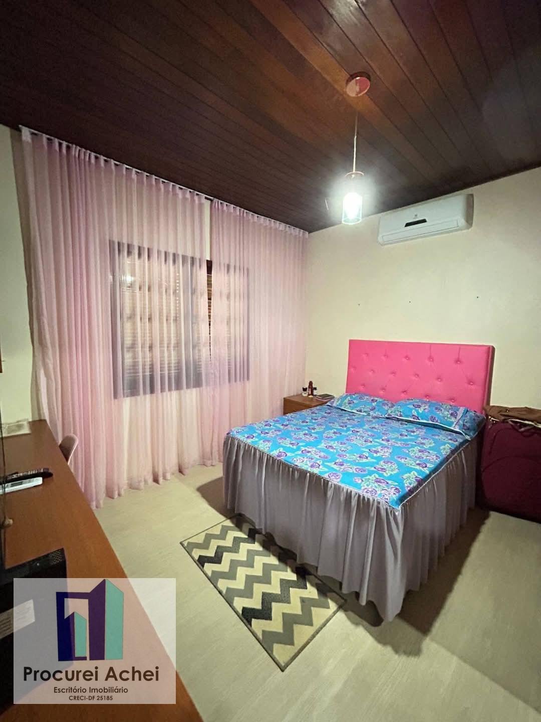 Casa à venda com 3 quartos, 2 suítes, 4 vagas e 926m² no Setor Habitacional Vicente Pires, Brasília (DF) — foto 8 de 27