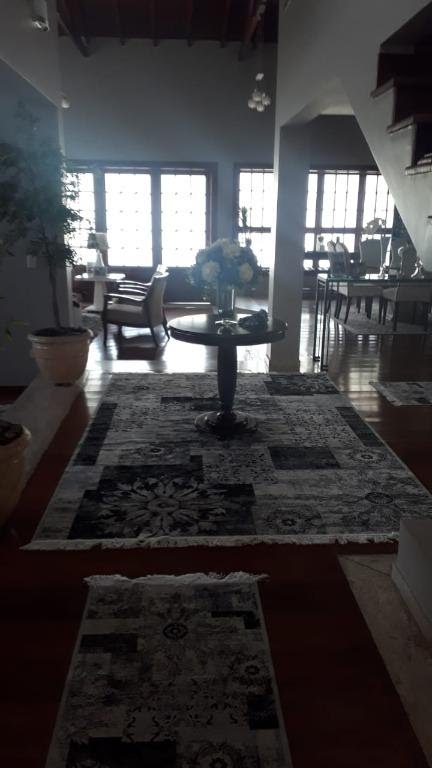 Casa à venda com 4 quartos, 4 suítes, 6 vagas e 860m² no Arujázinho I, II e III, Arujá (SP) — foto 9 de 17