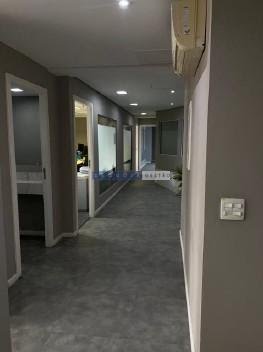 Comercial à venda com 6 banheiros, 4 vagas e 519m² no Centro, Curitiba (PR) — foto 19 de 28