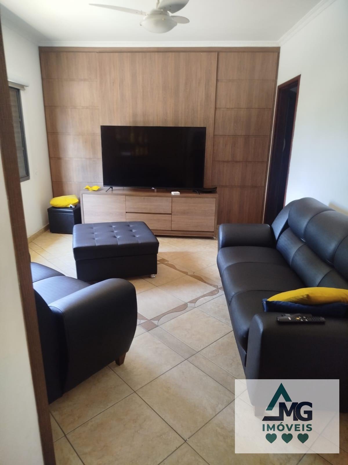 Casa à venda com 3 quartos, 3 banheiros, 2 vagas e 22892m² no Cotia, Três Corações (MG) — foto 8 de 15